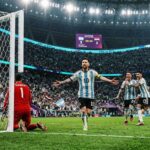 Argentina garante vaga nas quartas de final da Copa do Mundo em jogo memorável